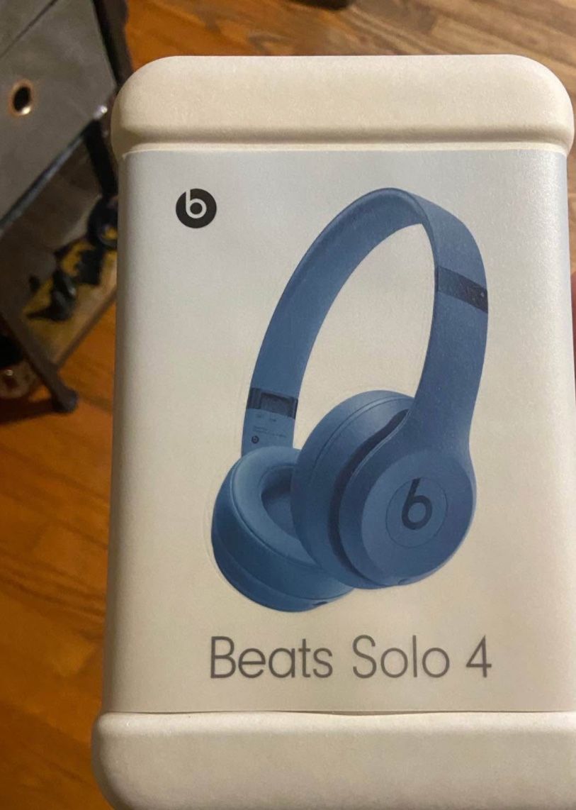 Beats Solo 4 Wireless Headphones
