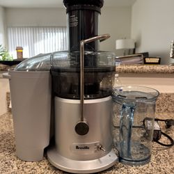 Breville Juicer