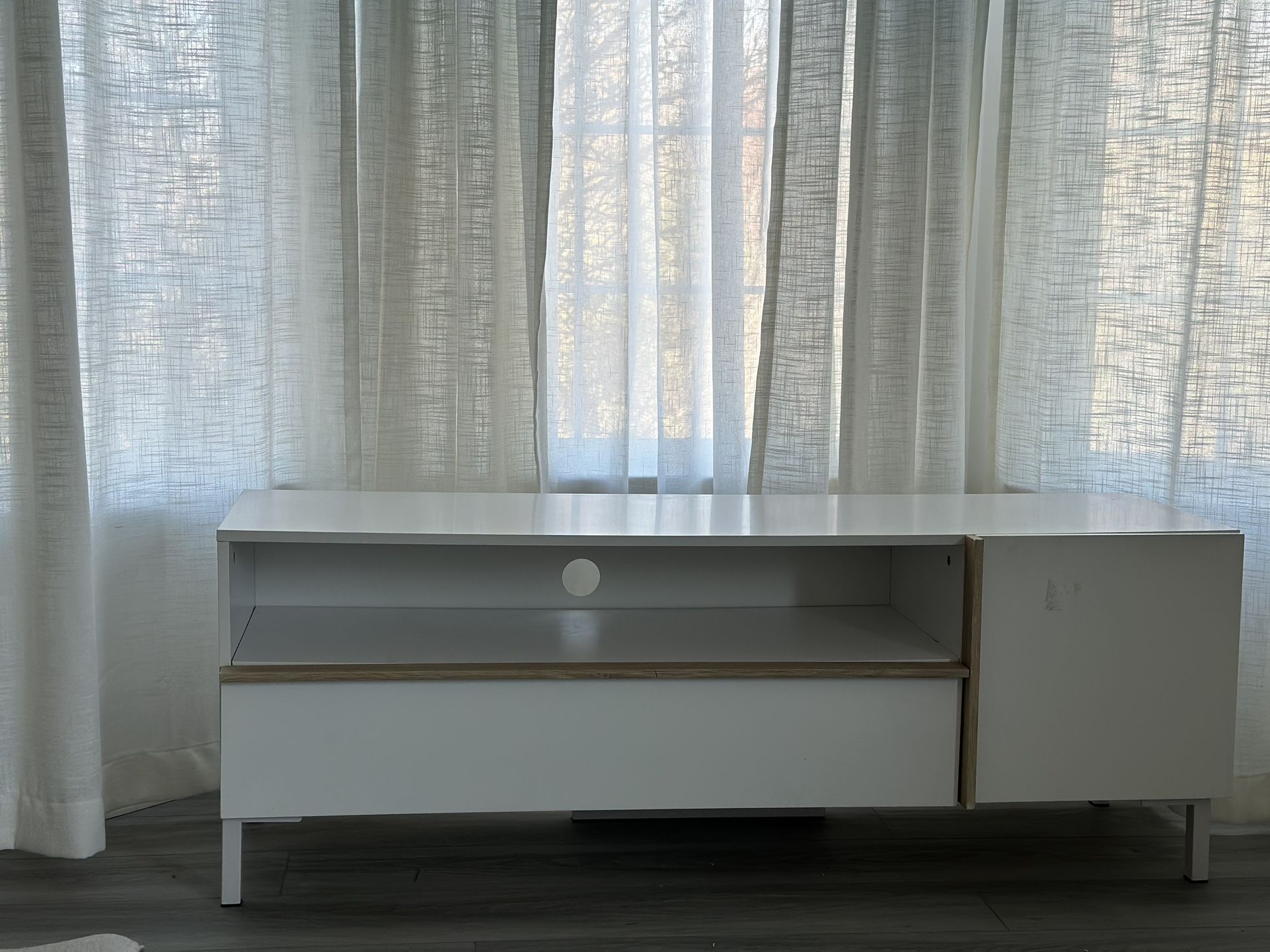 TV Cabinet