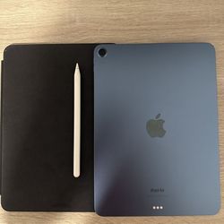 Apple iPad Air 2023 W/ Case And Gen 2 Apple Pencil
