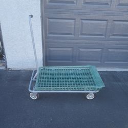 Heavy Duty Garden Wagon ( Pick Up Only)