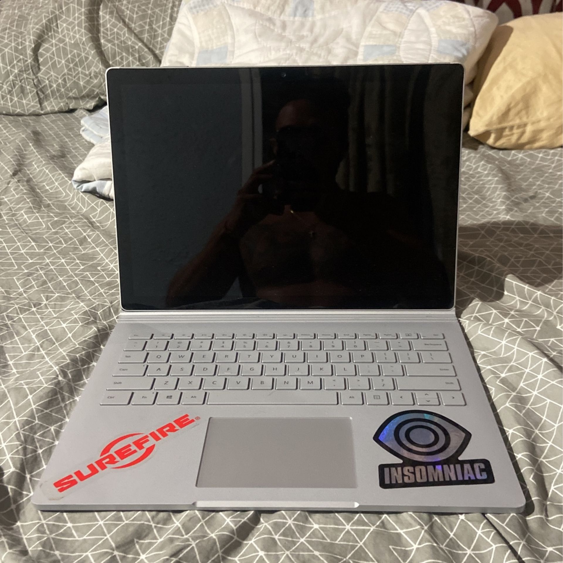 Microsoft Surface Book 2 13”