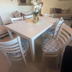 Dining Table And 6 Chairs