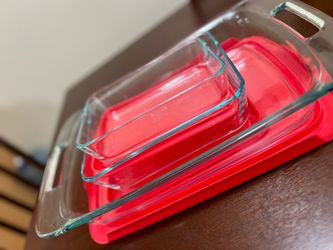 Pyrex Glass Baking Dishes with Lids - Set of 3