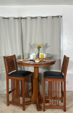 Bar Height 3 Piece Bistro * Pub Table & 2 Chairs PERFECT FOR STUDIO LIVING