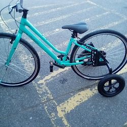 ****Girls Specialized Bike***