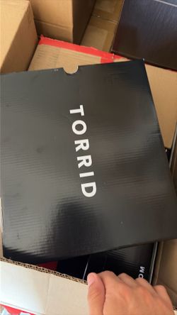 Got bulk price 6$ per box of shoe lmk asap