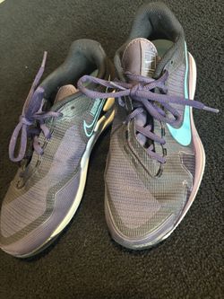 women nike shoes size 9