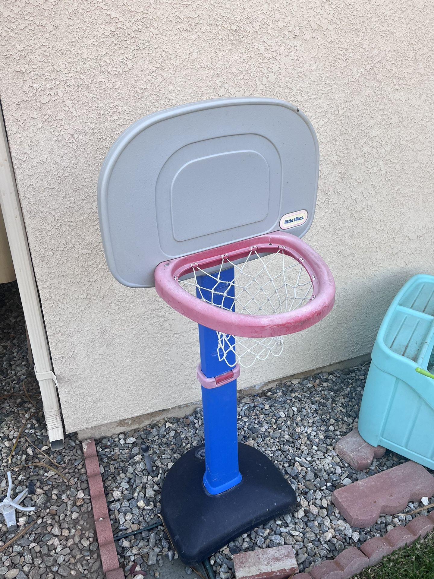 Small Basketball Hoop Free! 