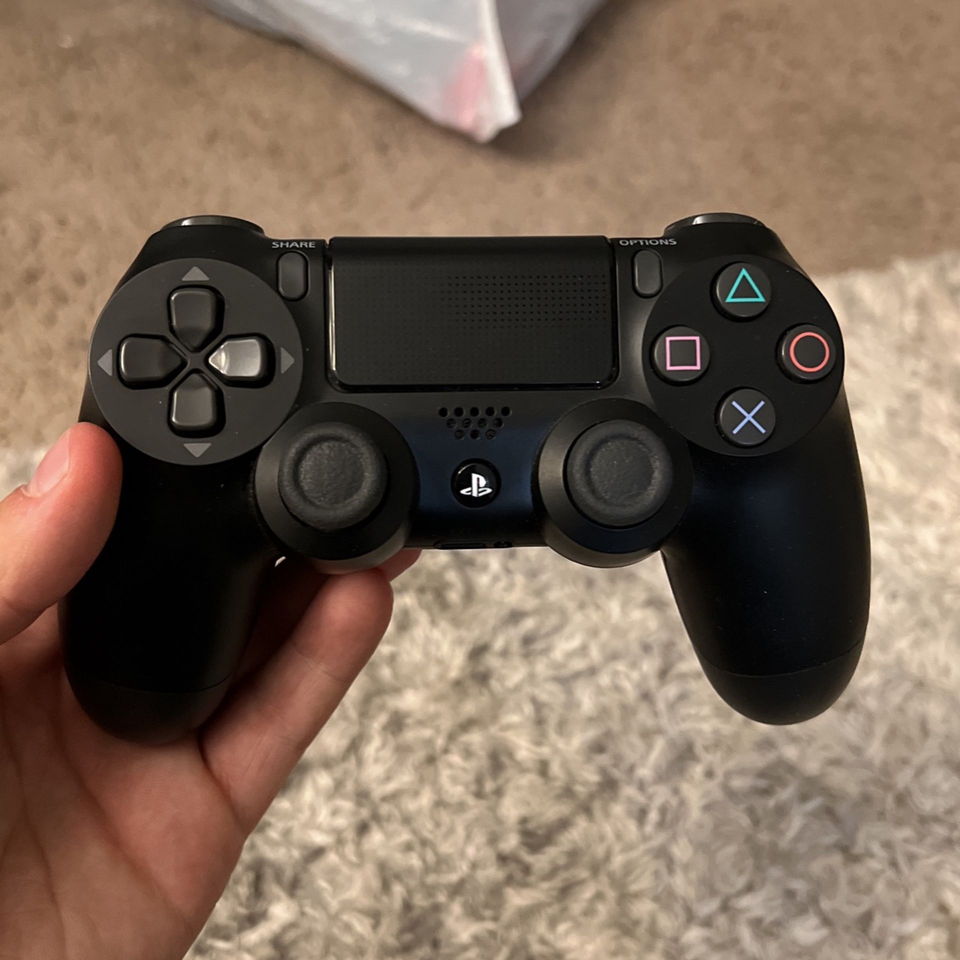 PS4 Controller