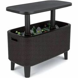 Outdoor Wicker Storage Box with Lid