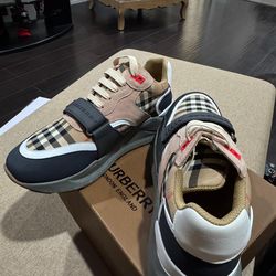 Tenis Burberry