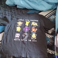 Old Navy Pokemon shirt size 8t Good condition