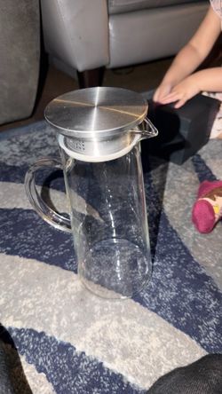 Plastic juice jar