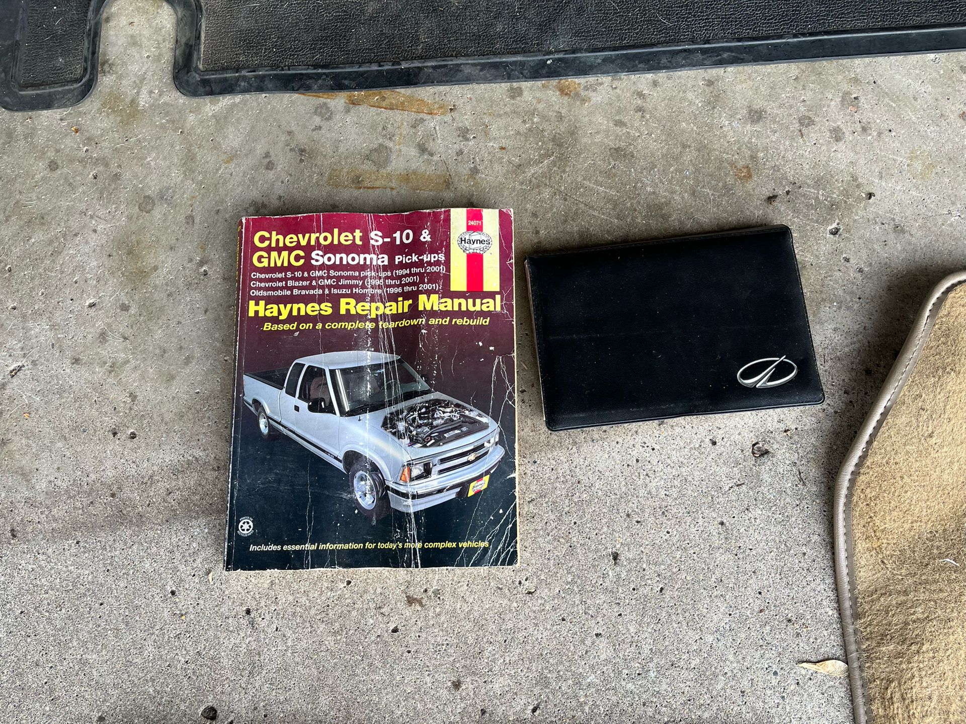 Oldsmobile Bravada / GMC Maintenance And Owners Manual