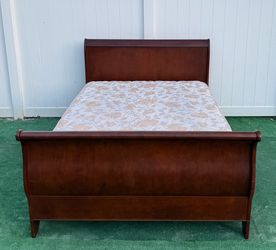 Beautiful Queen sled bed with mattress and Boxspring free can be delivered for an additional cost Price 200
