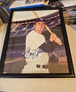 Graig nettles signed photo w card