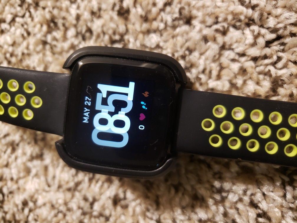 Fitbit Versa 