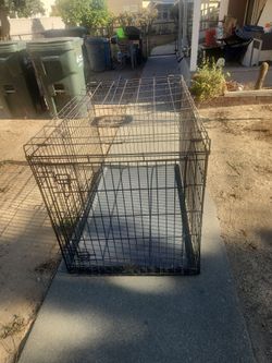 Large breed dog crate