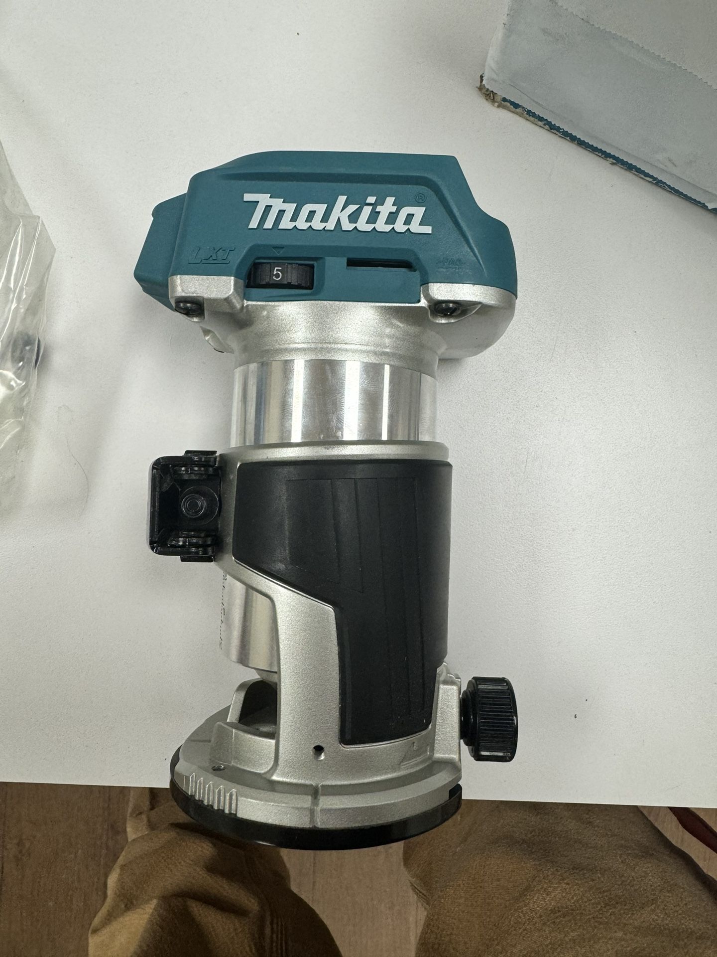 Makita Router Cordless