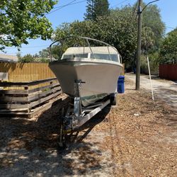 Sportcraft 22’ Cabin Boat With Aluminum Trailer 