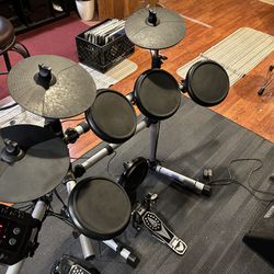 Simmons SD5X Drum Set