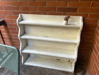 Free outdoor/indoor shelf