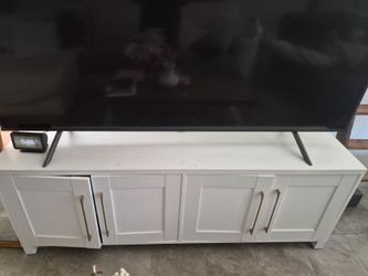 Tv console 75"