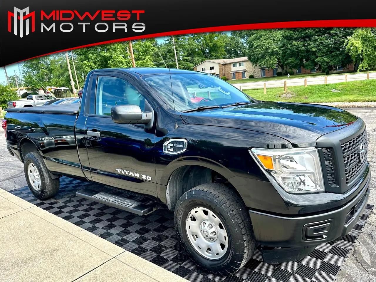 2017 Nissan TITAN XD