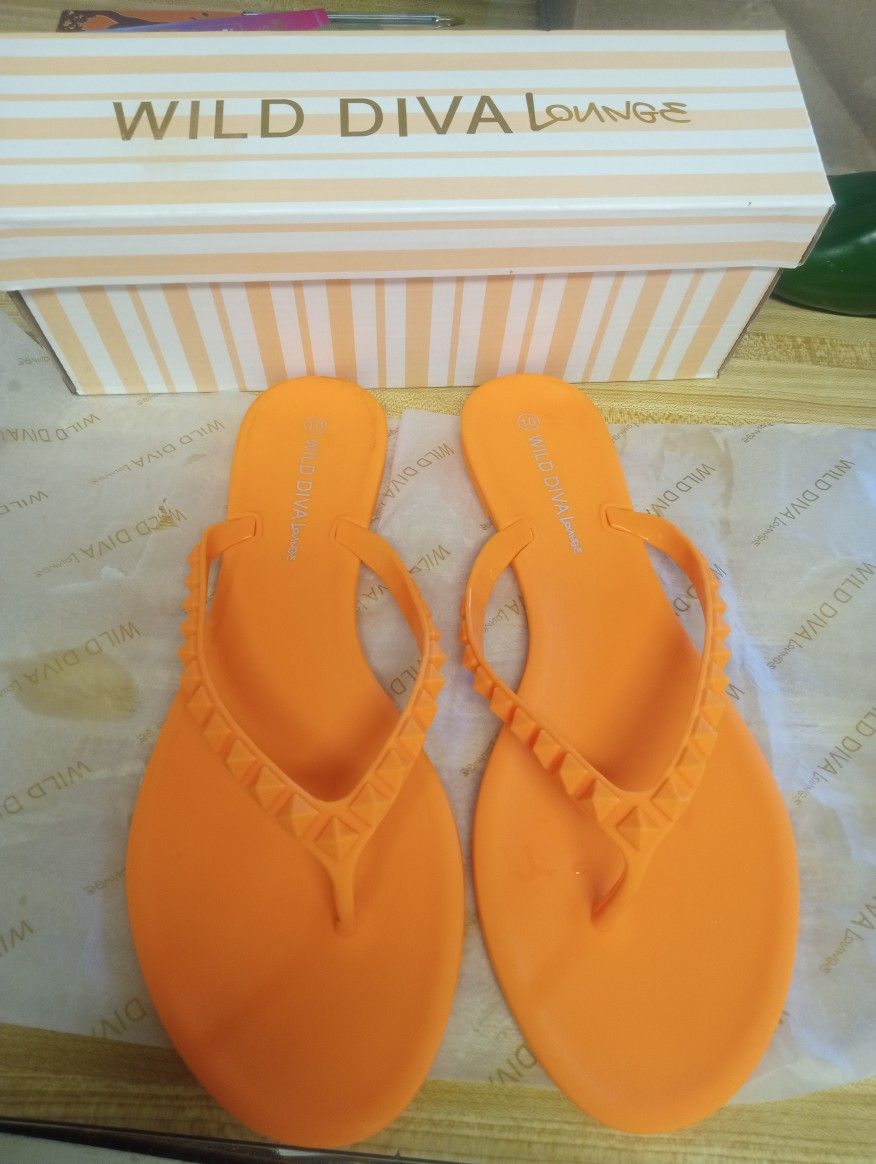 New In Box Size 10 Wild Diva Lounge Orange Jelly Sandals