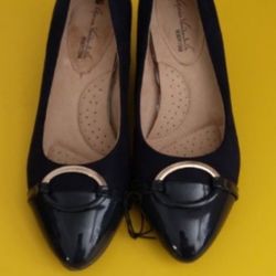 Gloria Vanderbilt Memory Foam Wedge Shoes 