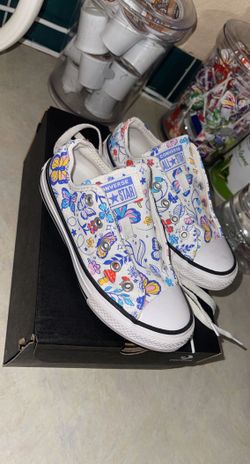 Girls Converse