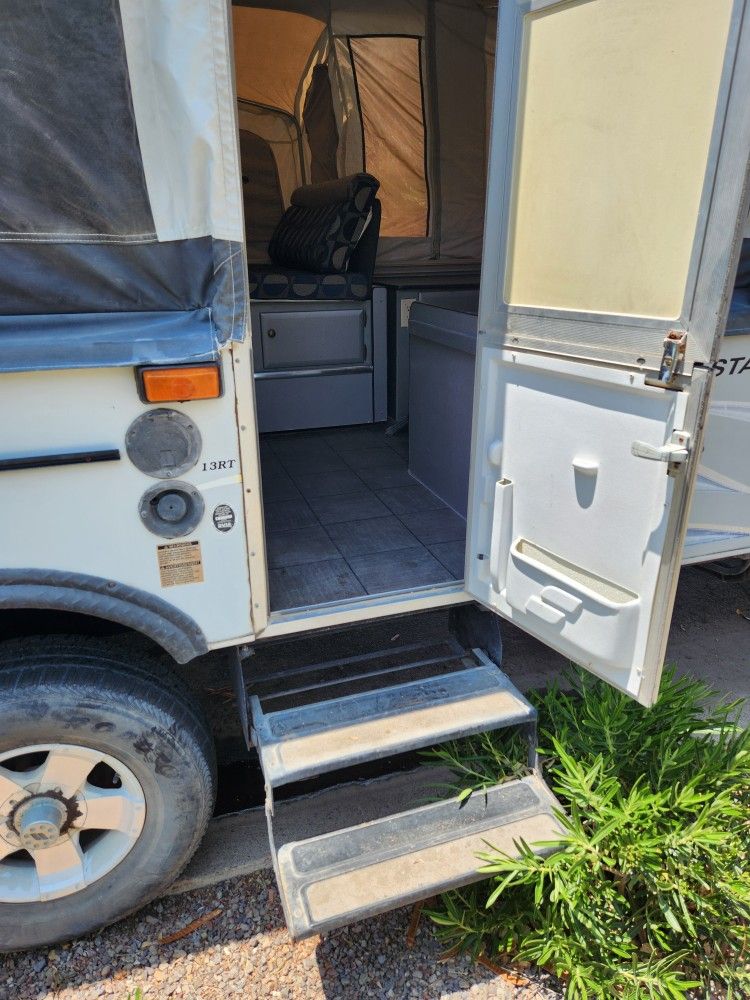 Pop Up Camper