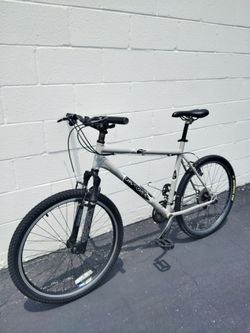 Mountain bike size 26 large Gary Fisher