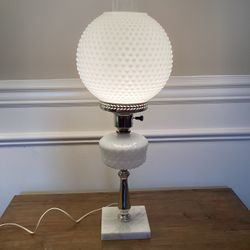 Vintage white hurricane hobnail milk glass marble base, 20 inch lamp from the 70s (20” tall to top of white shade, 22” to top of hurricane) + bulb