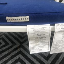 Like NEW POTTERY BARN Adjustable and Collapsable Outdoor 3 Piece Set