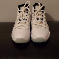 Jordan 11 Ledgend Blue Sz 9