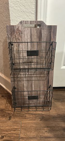 wall organizer with 2 wire baskets