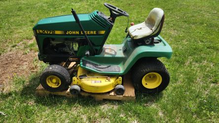 John Deere LX 172