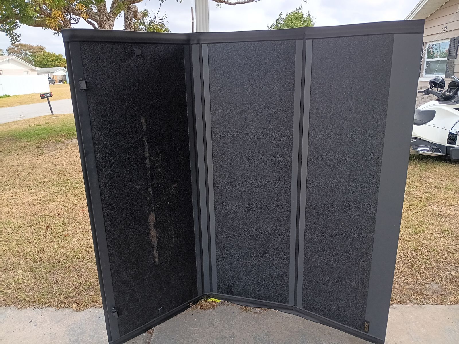 Dodge/Ford/Chevy hard cover & floor Matts