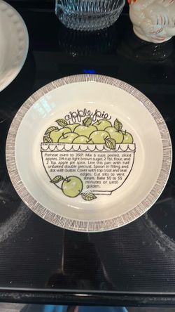 Vintage recipe pie plates