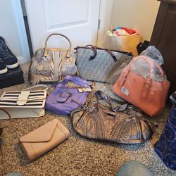 purses 