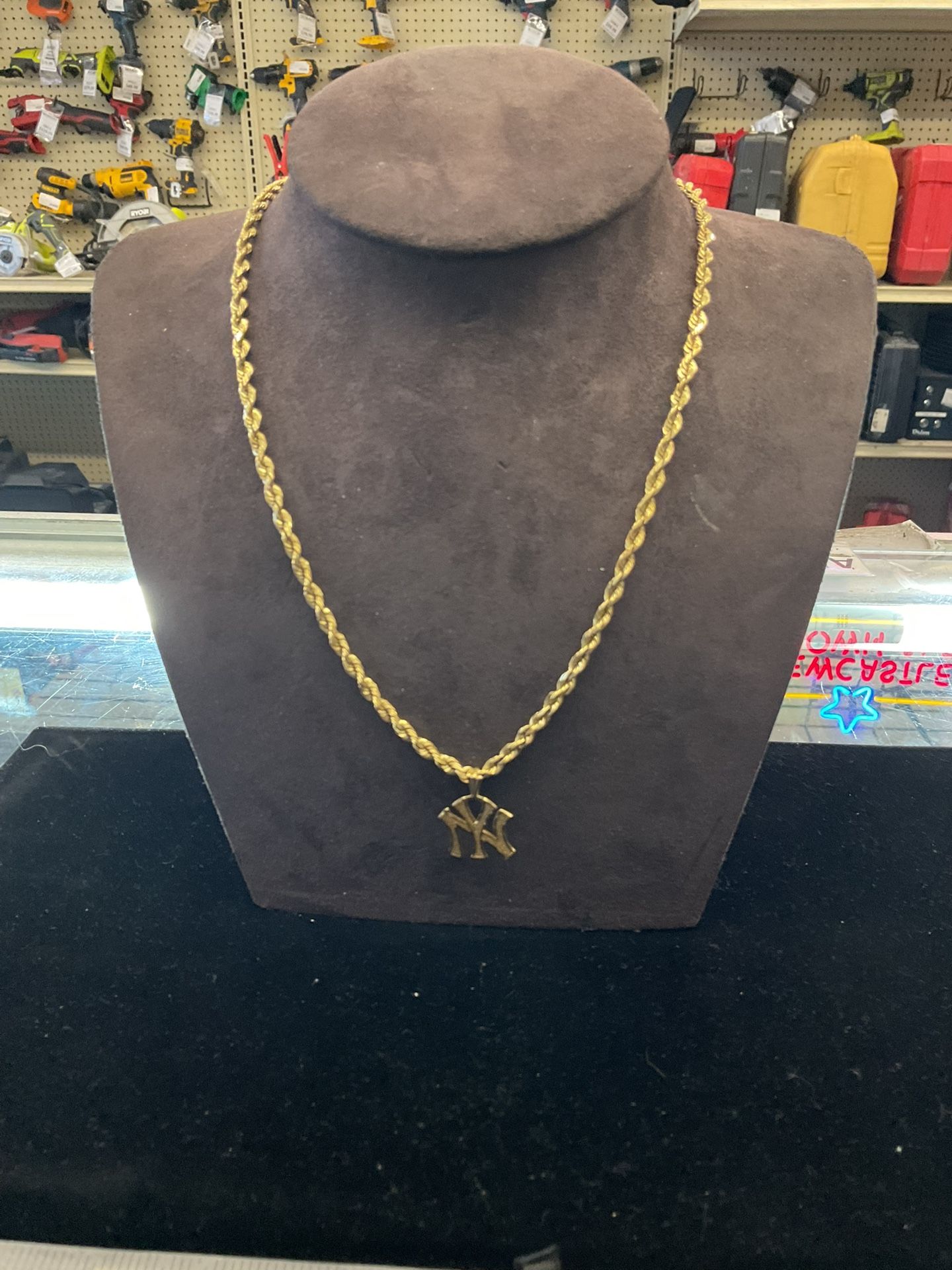 14KT Rope Chain W/ NY Pendant 37253-1