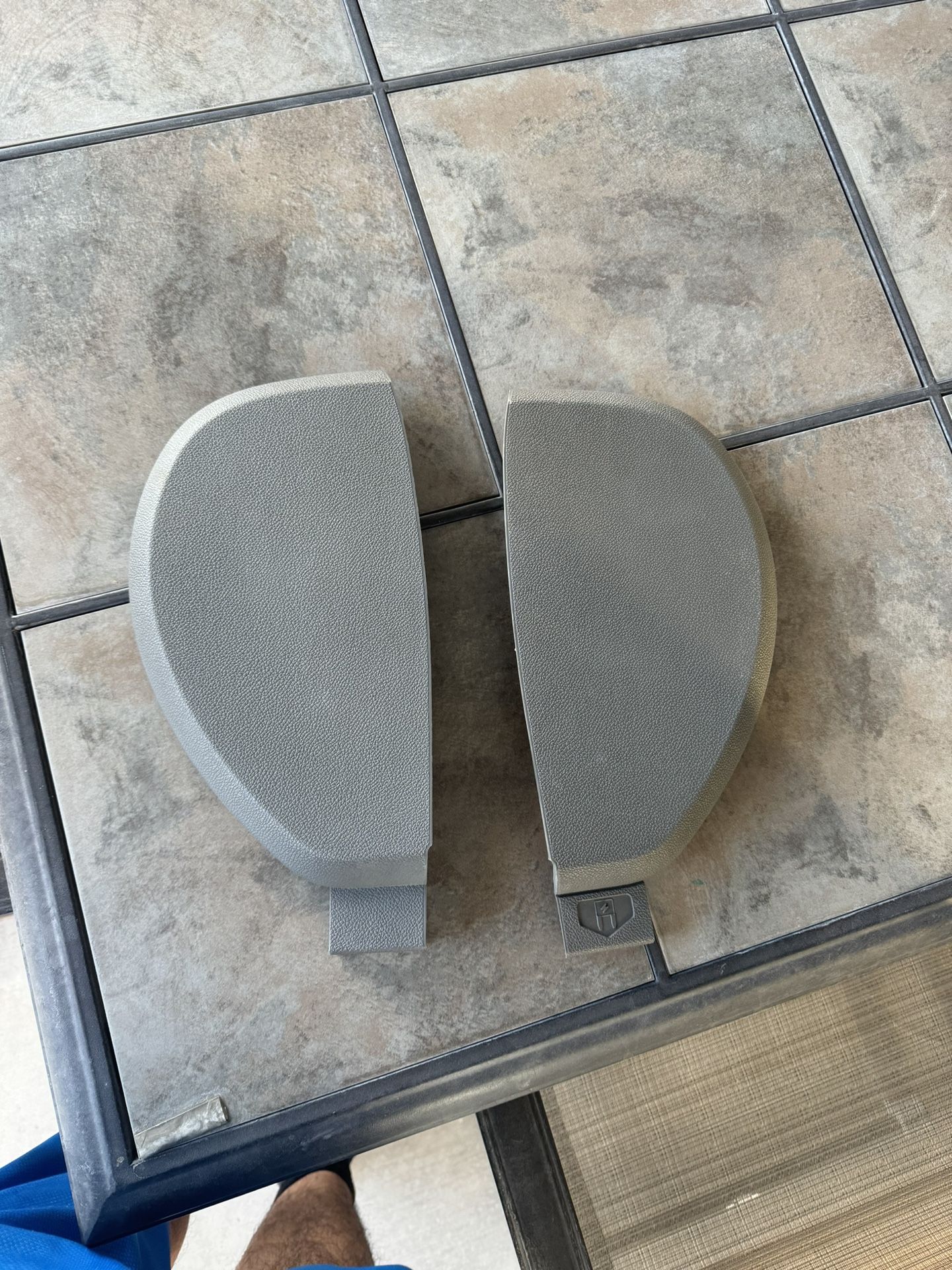 07-13 SILVERADO SIERRA SUBURBAN TAHOE FUSE BOX COVER DASH TRIM PANEL OEM