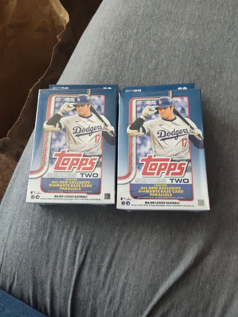 Topps Baseball Cards