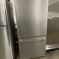 NEW REFRIGERATOR 