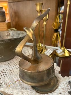 MCM brass seagull music box