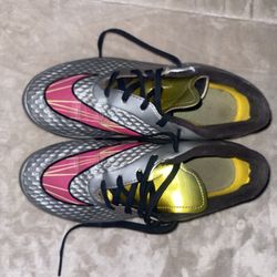 Soccer Shoes 6Y