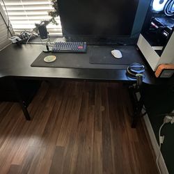 Utespelare Gaming Desk 