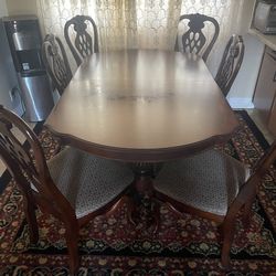 Dining table with 6 chairs